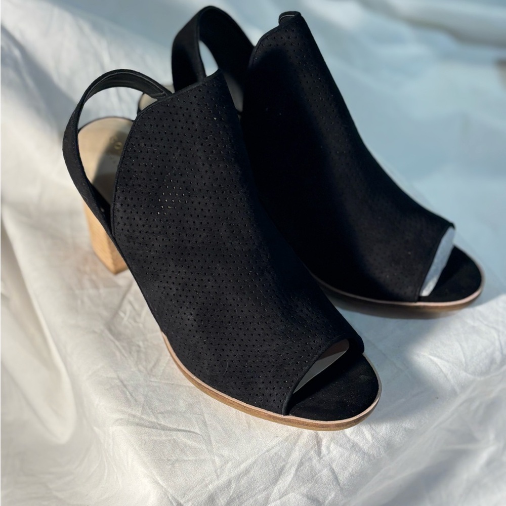 Cole Haan black sandal
